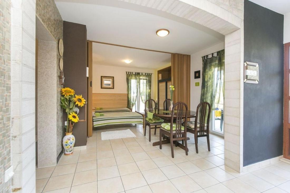 Apartments With Wifi Rabac, Labin - 17261 外观 照片