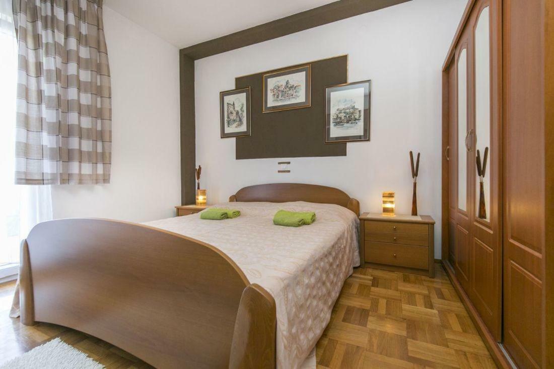 Apartments With Wifi Rabac, Labin - 17261 外观 照片
